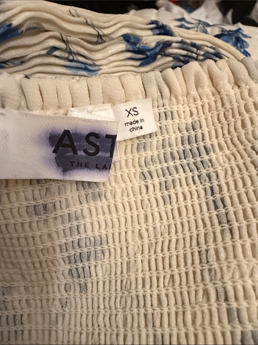ASTR One-Shoulder Cream Maxi Dress with Blue Floral Print Victoria Secret - Picture 5 of 5